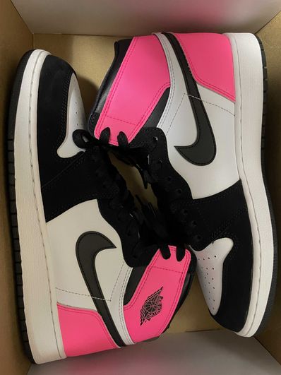 Nike Air Jordan 1 Retro High "Valentine's Day" (2017)