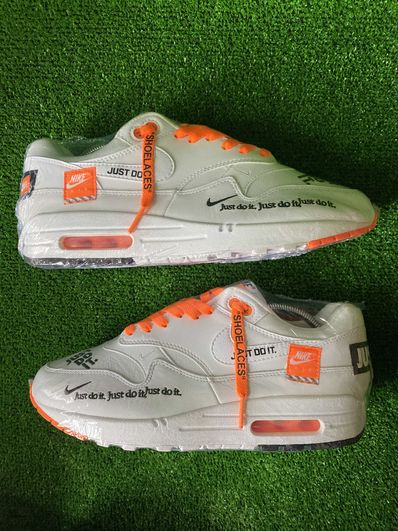 NIKE Women's AIR MAX 1 "WHITE JUST DO IT COLLECTION"