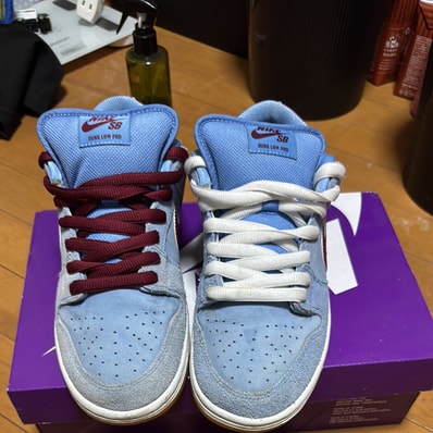 Nike SB Dunk Low Pro "Philadelphia Phillies/Valor Blue and Team Maroon"