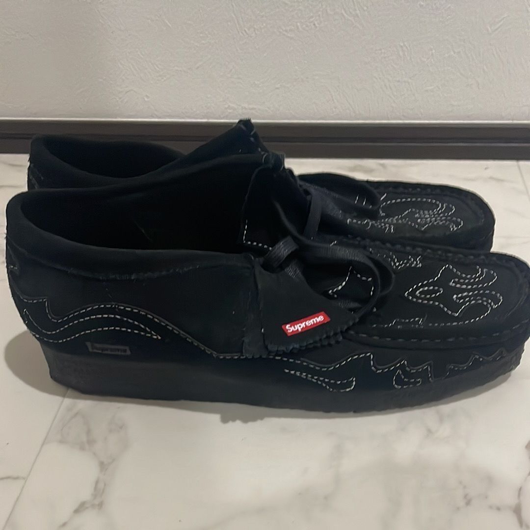 Supreme × Clarks Wallabee "Black"