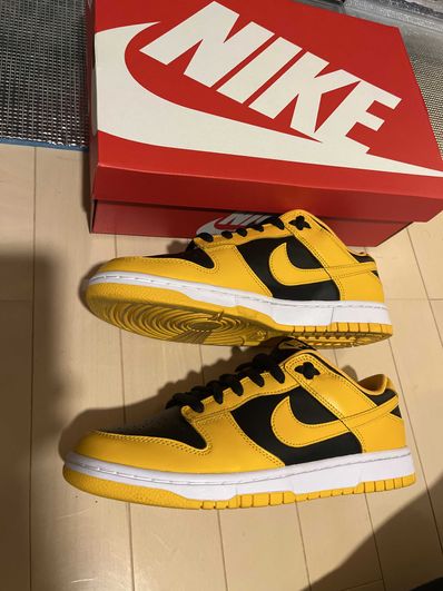 Nike Dunk Low "Championship Goldenrod"