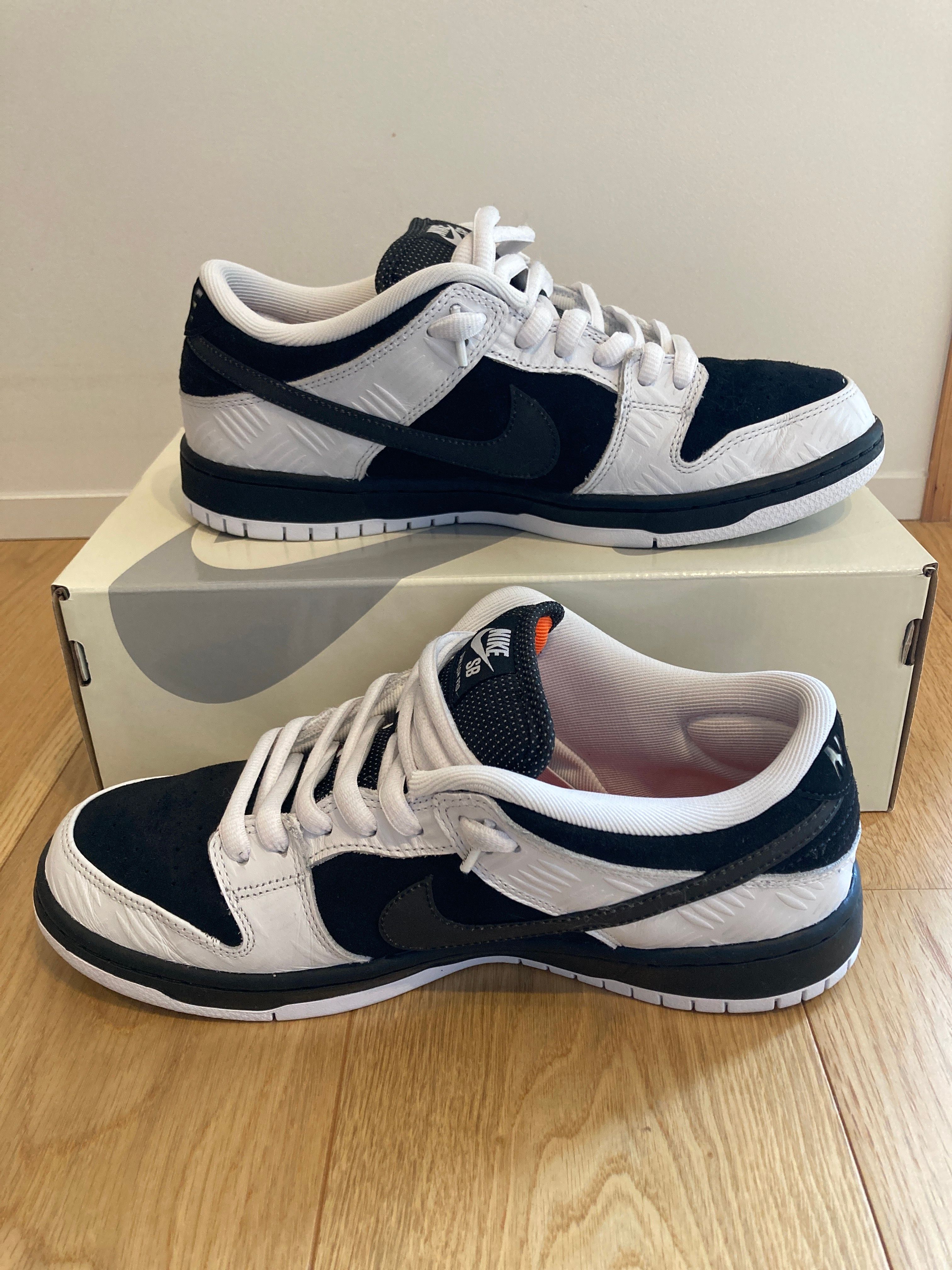 TIGHTBOOTH × Nike SB Dunk Low Pro QS "Black and White"