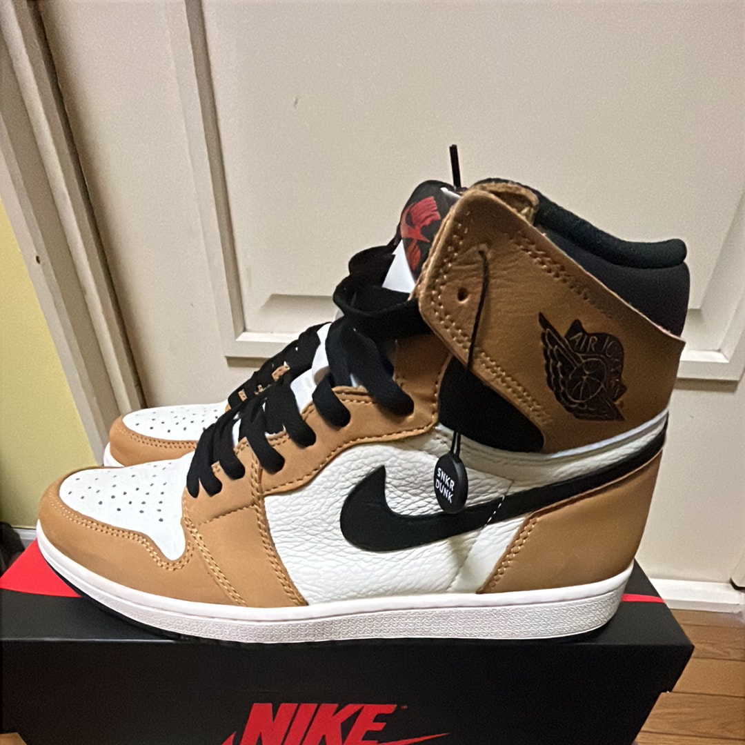 ナイキ エアジョーダン1 レトロ ハイ OG ルーキー オブ ザ イヤー