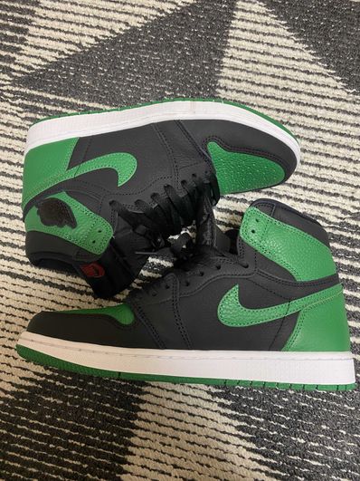 Nike Air Jordan 1 Retro High OG "Black/Pine Green" (2020)