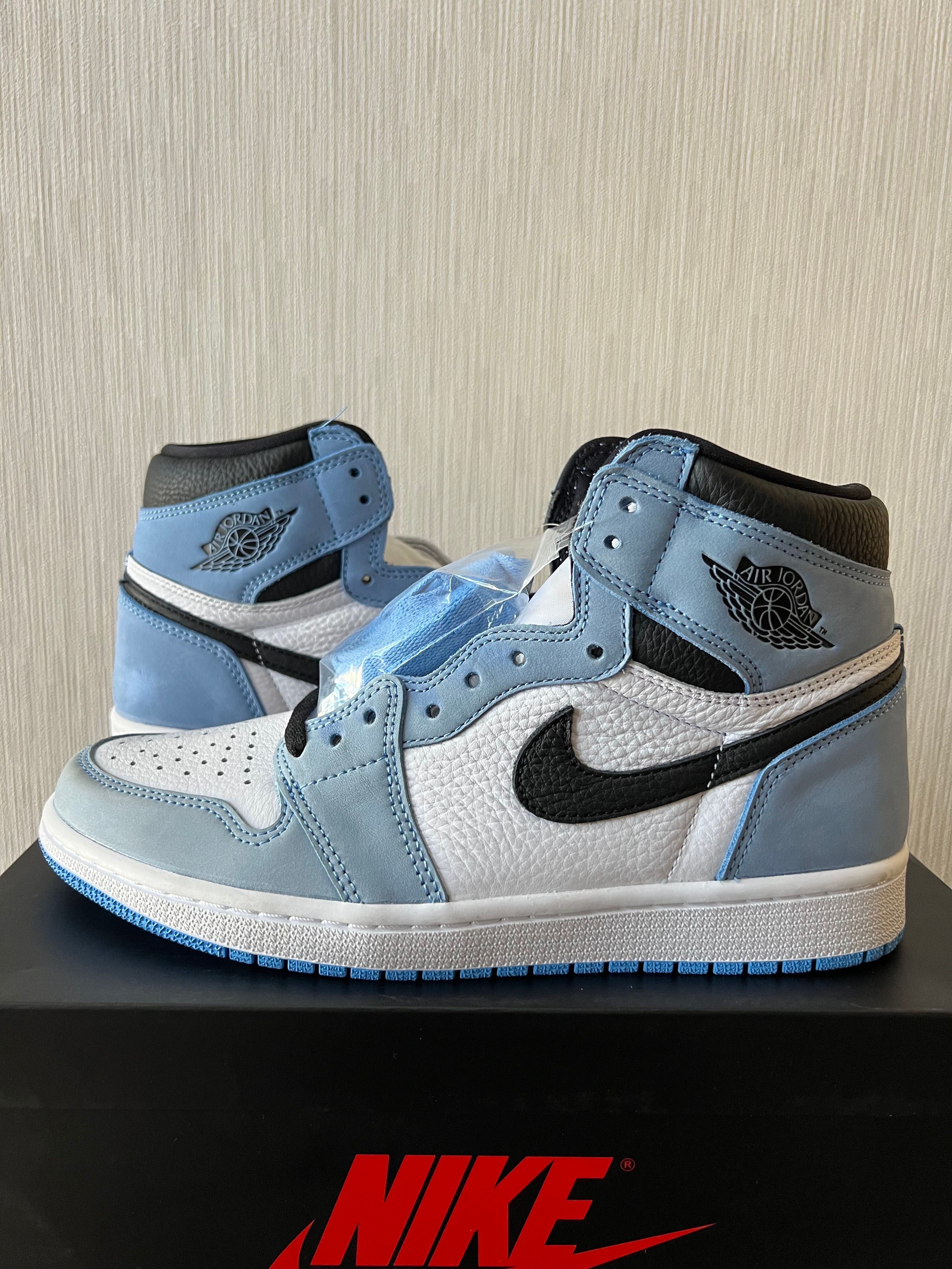 Nike Air Jordan 1 High OG "University Blue"