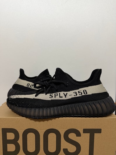 adidas YEEZY Boost 350 V2 "Oreo"