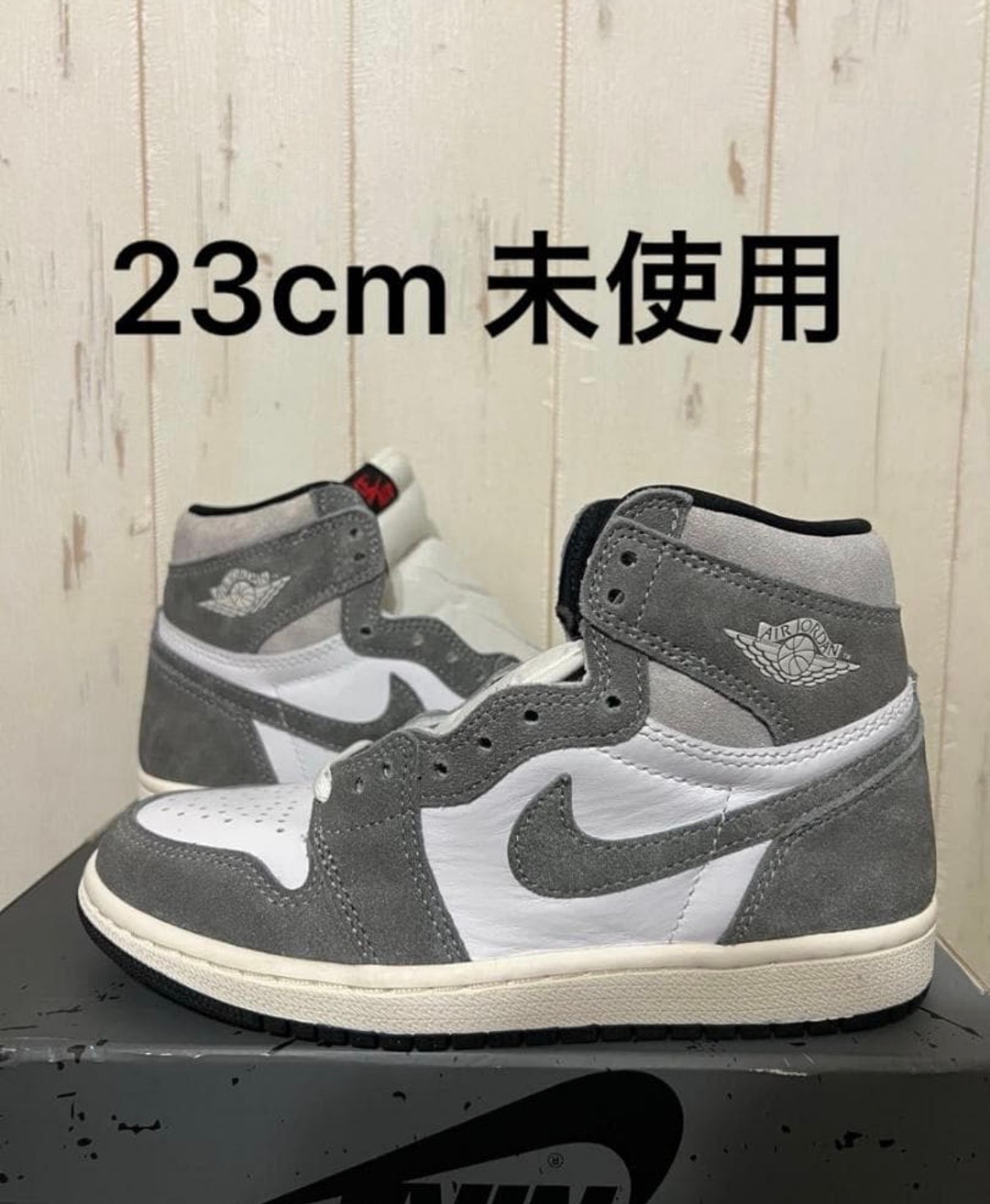 Nike Air Jordan 1 Retro High OG "Black and Smoke Grey"