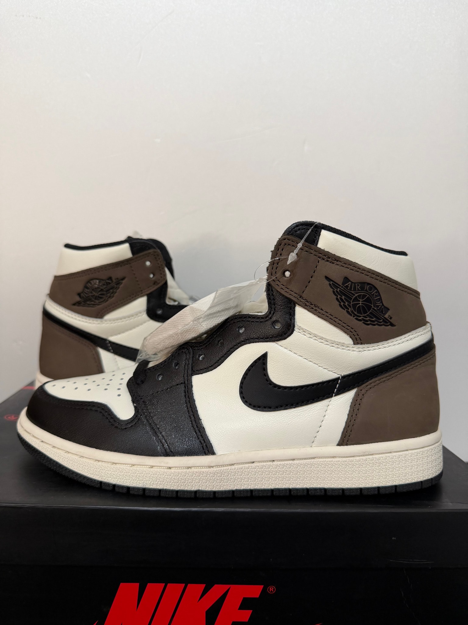 Nike Air Jordan 1 High OG "Sail/Dark Mocha/Black"