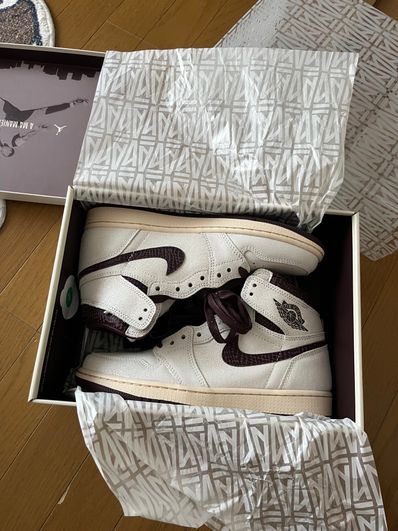 A Ma Maniere × Nike Air Jordan 1 Retro High OG "Sail and Burgundy"