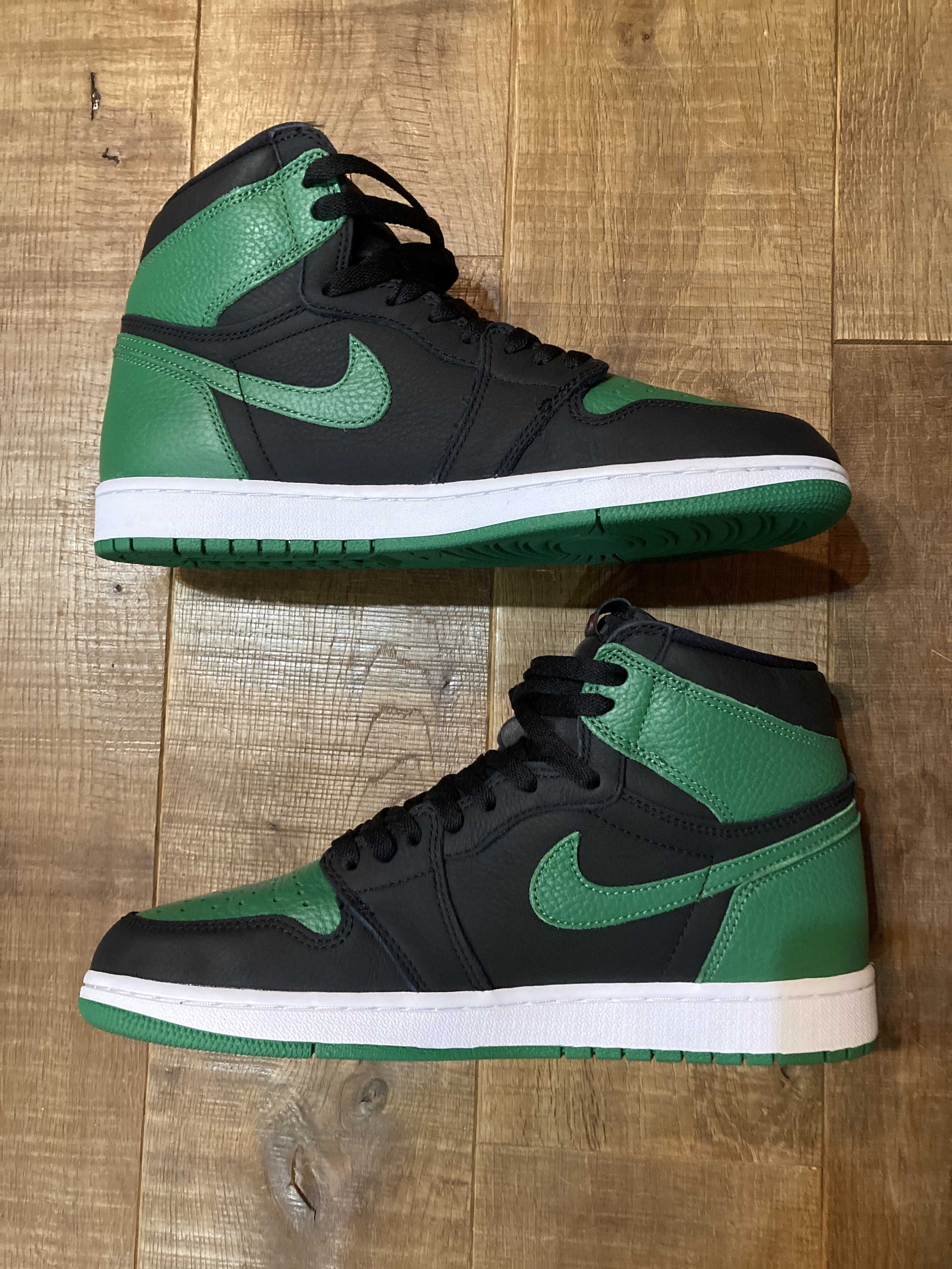 Nike Air Jordan 1 Retro High OG "Black/Pine Green" (2020)