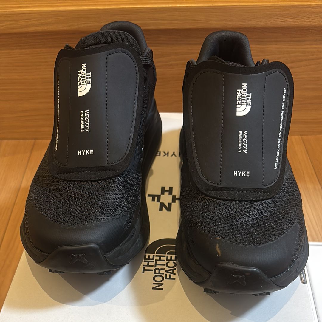 ハイク × ザノースフェイス ベクティブ エンデュリス3 SE "ブラック"