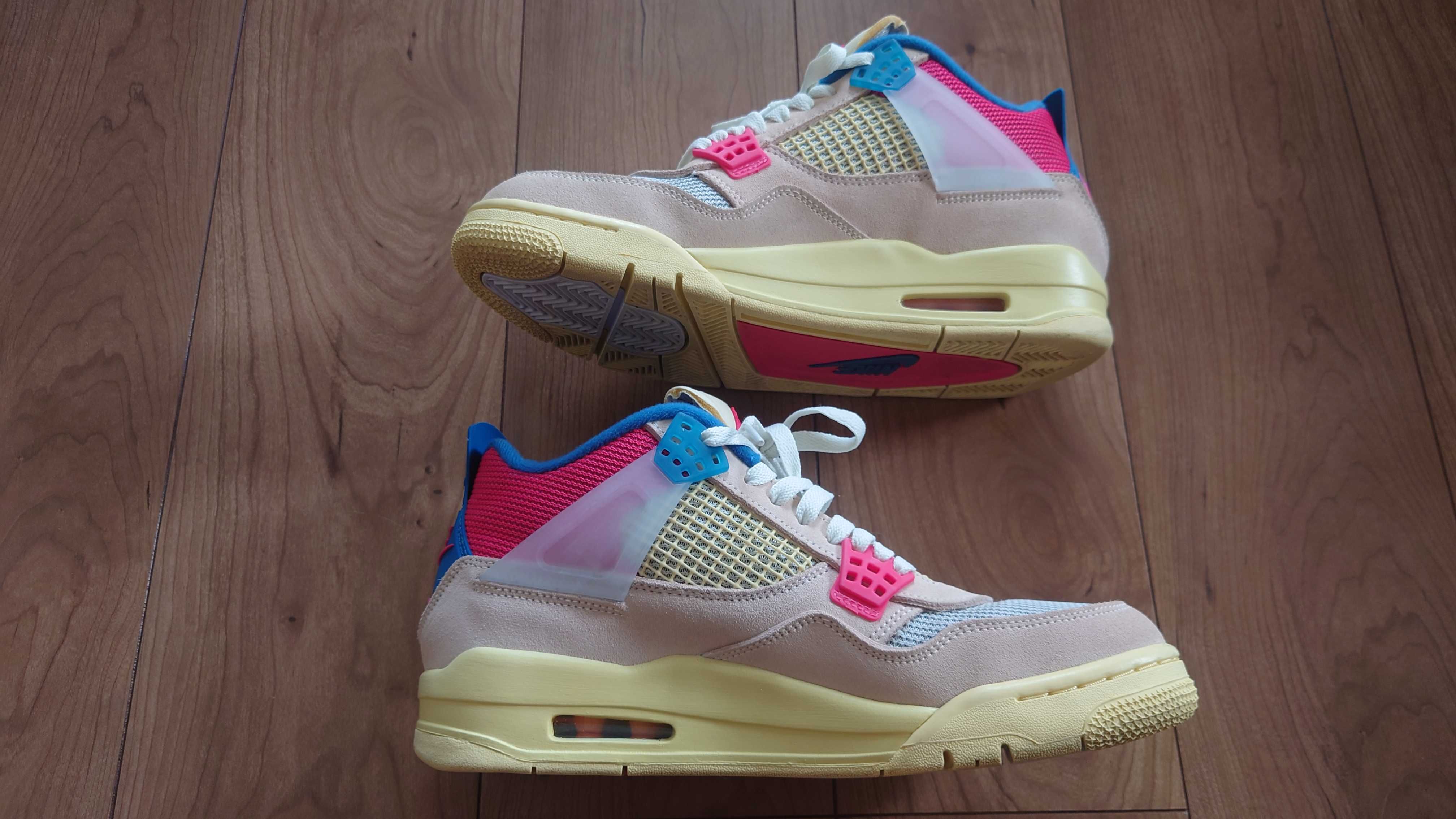 UNION × Nike Air Jordan 4 SP "Guava Ice/Light Fusion Red"