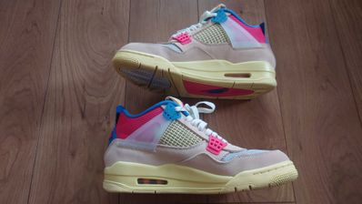 UNION × Nike Air Jordan 4 SP "Guava Ice/Light Fusion Red"