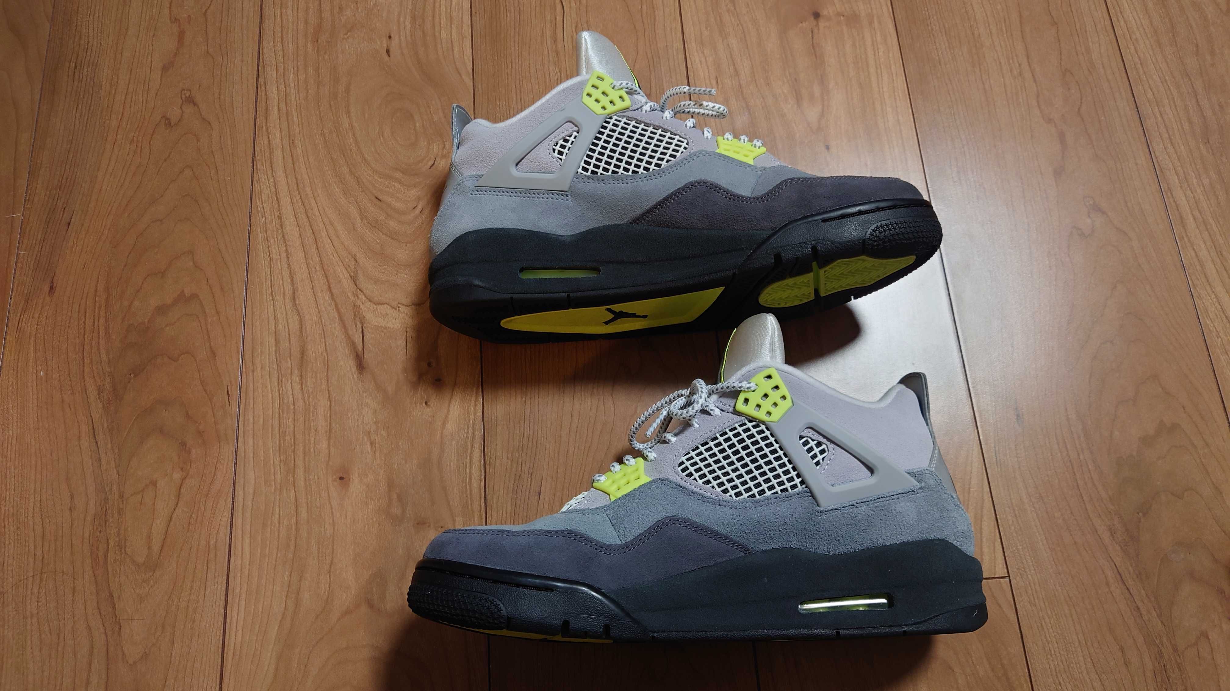 NIKE AIR JORDAN 4 RETRO LE "NEON"