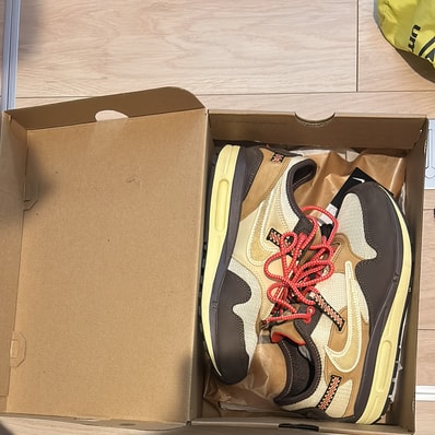Travis Scott × Nike Air Max 1 "CACT.US Brown"