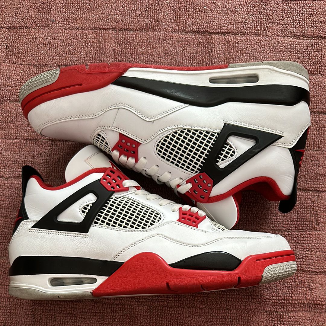 Nike Air Jordan 4 Retro OG "Fire Red" (2020)