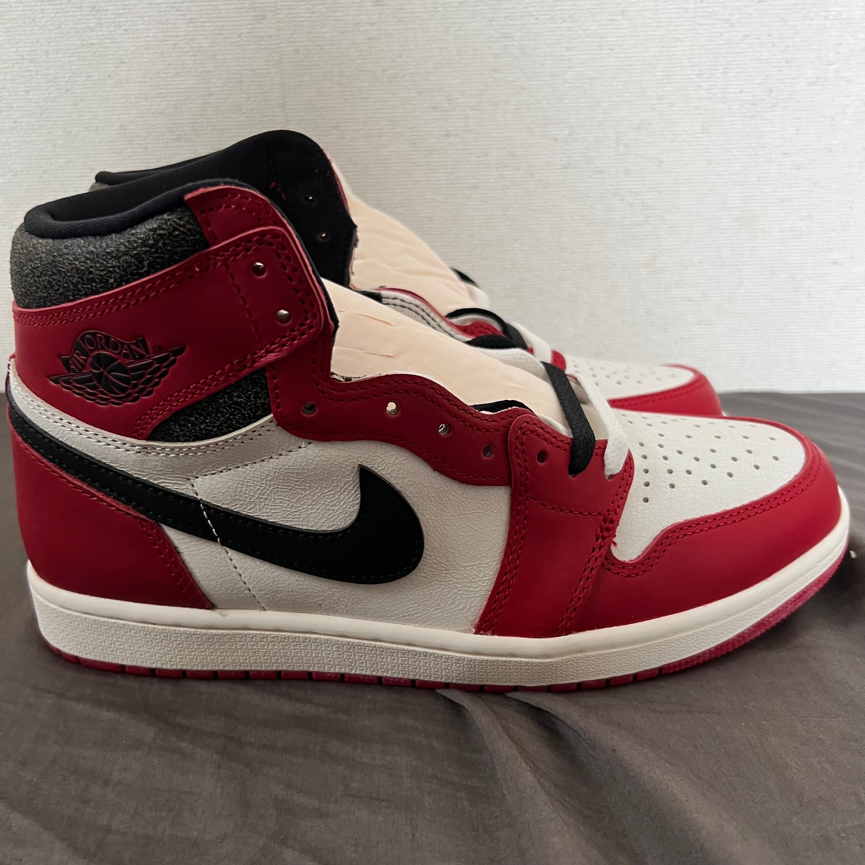 Nike Air Jordan 1 High OG "Lost & Found/Chicago"