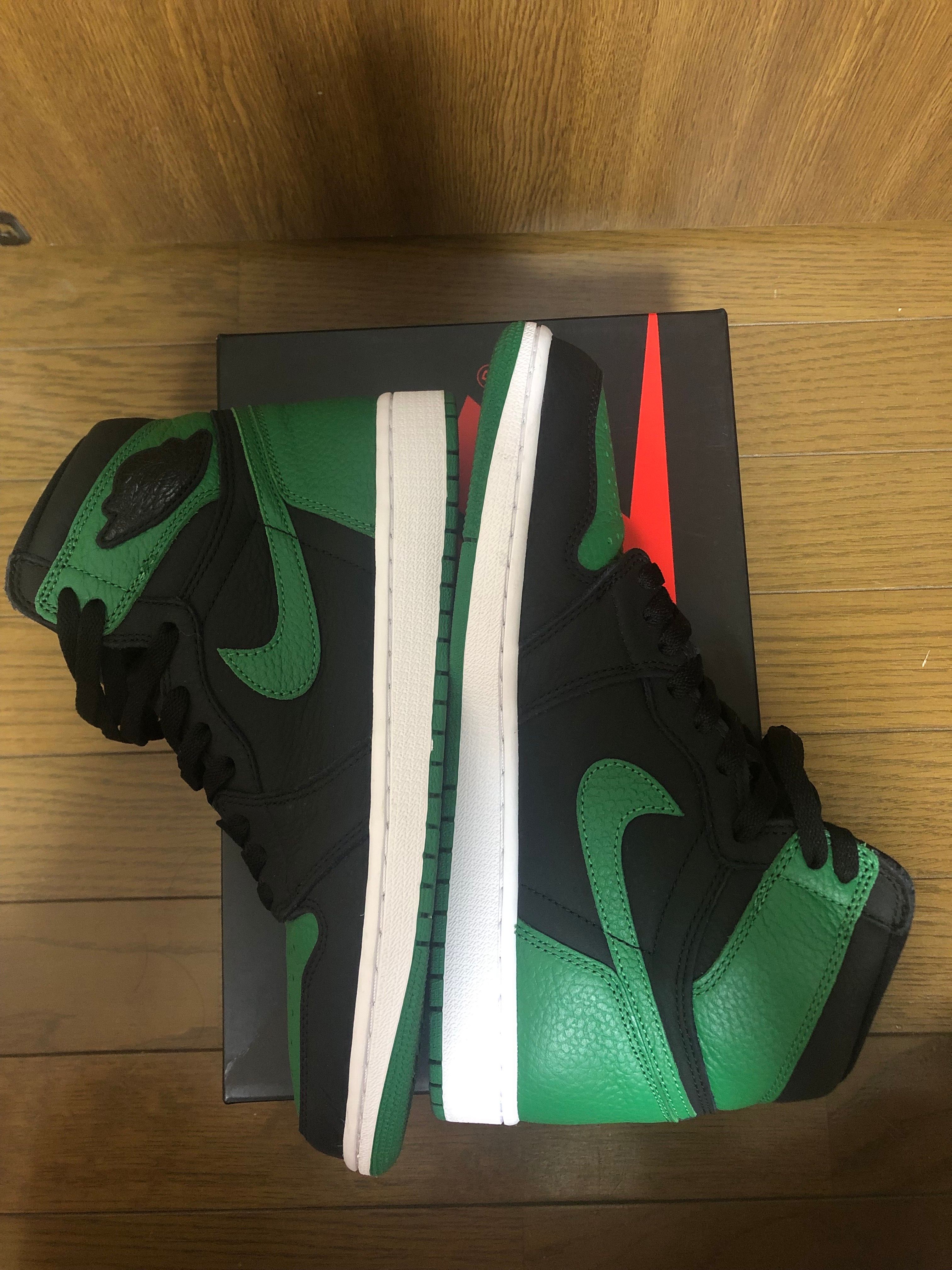 Nike Air Jordan 1 Retro High OG "Black/Pine Green" (2020)      