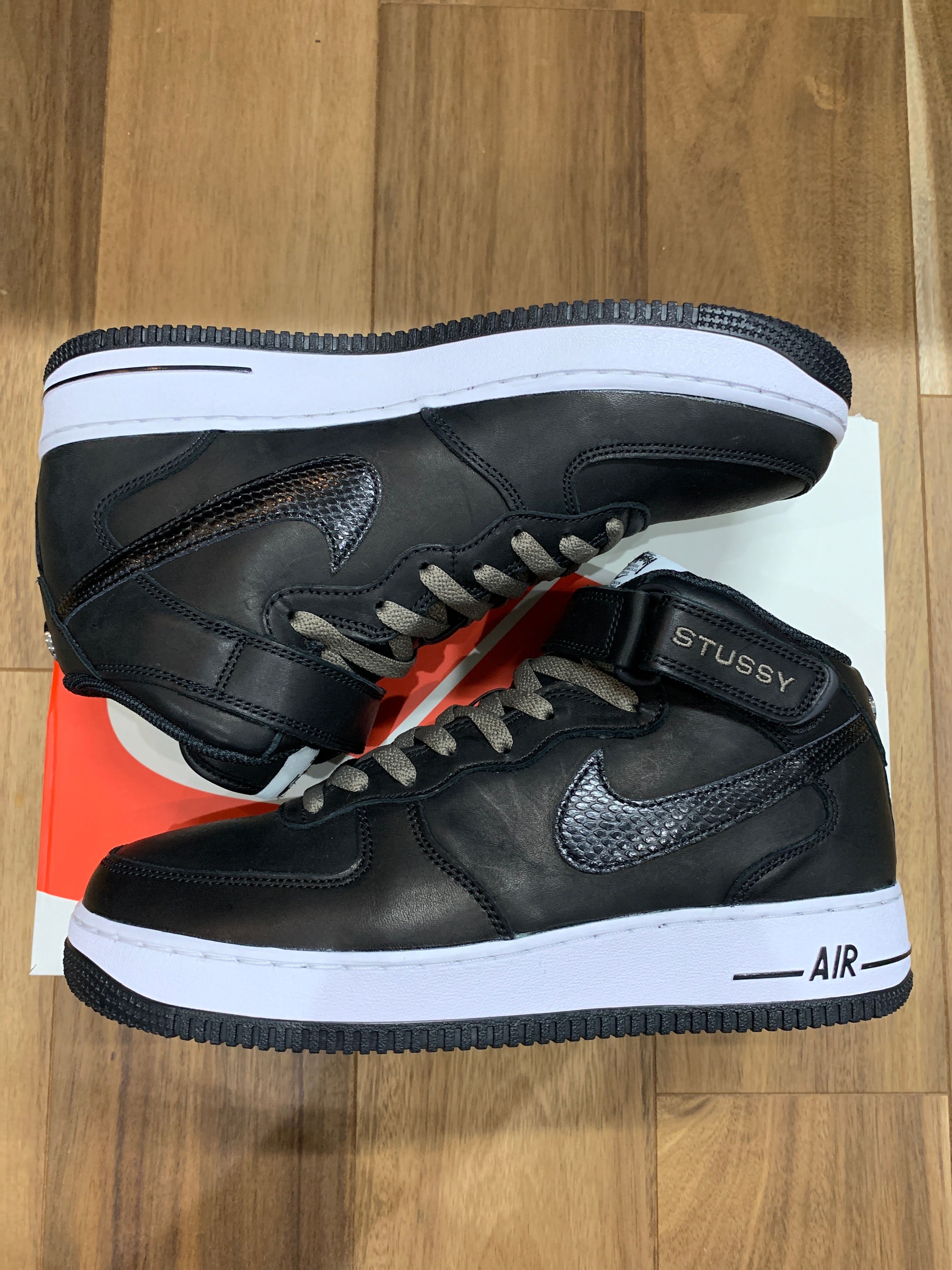 Stussy × Nike Air Force 1 Mid "Black/Black"