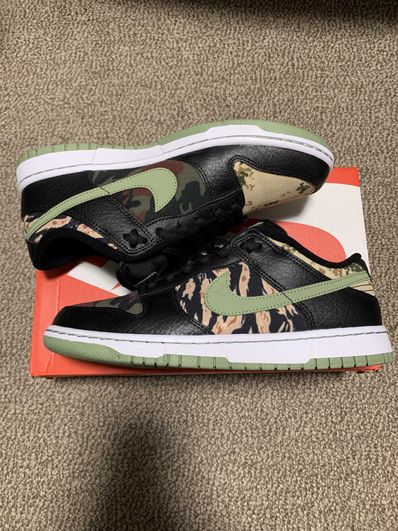 NIKE DUNK LOW SE "BLACK MULTI CAMO"