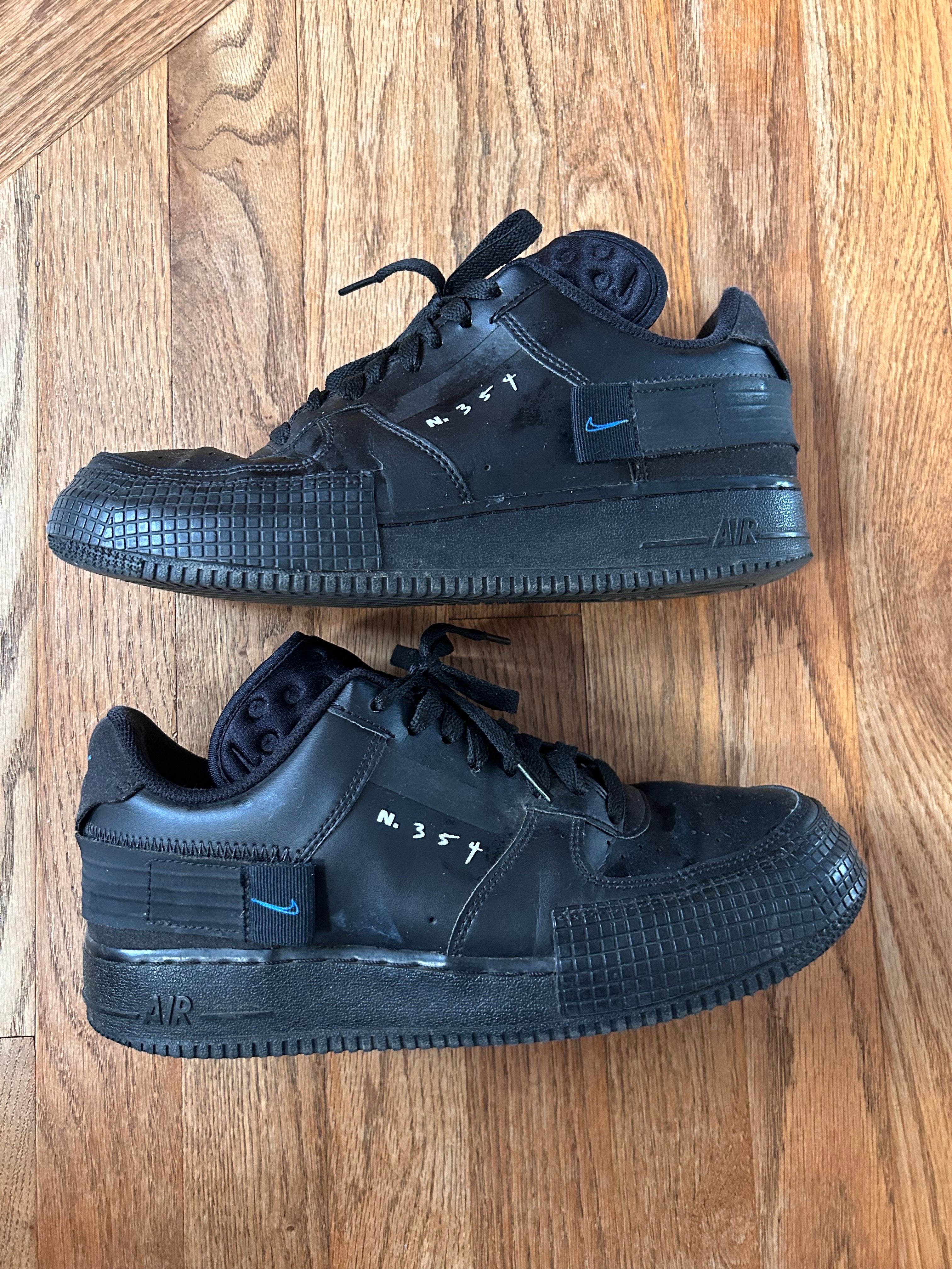 NIKE AIR FORCE 1 TYPE BLACK ROYAL