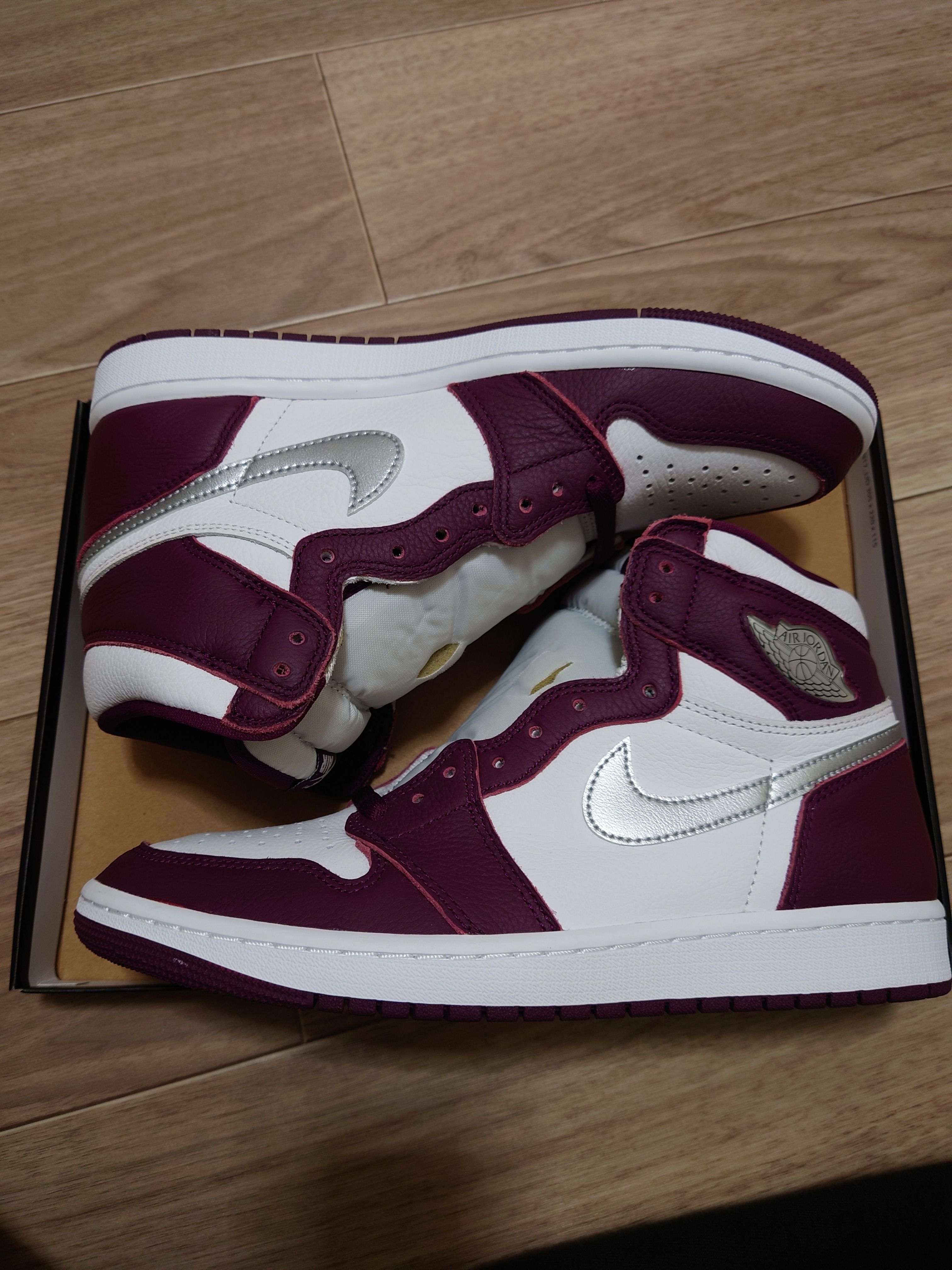Nike Air Jordan 1 High OG "Bordeaux"