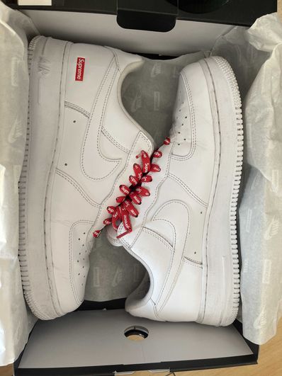 Supreme × Nike Air Force 1 Low "White"