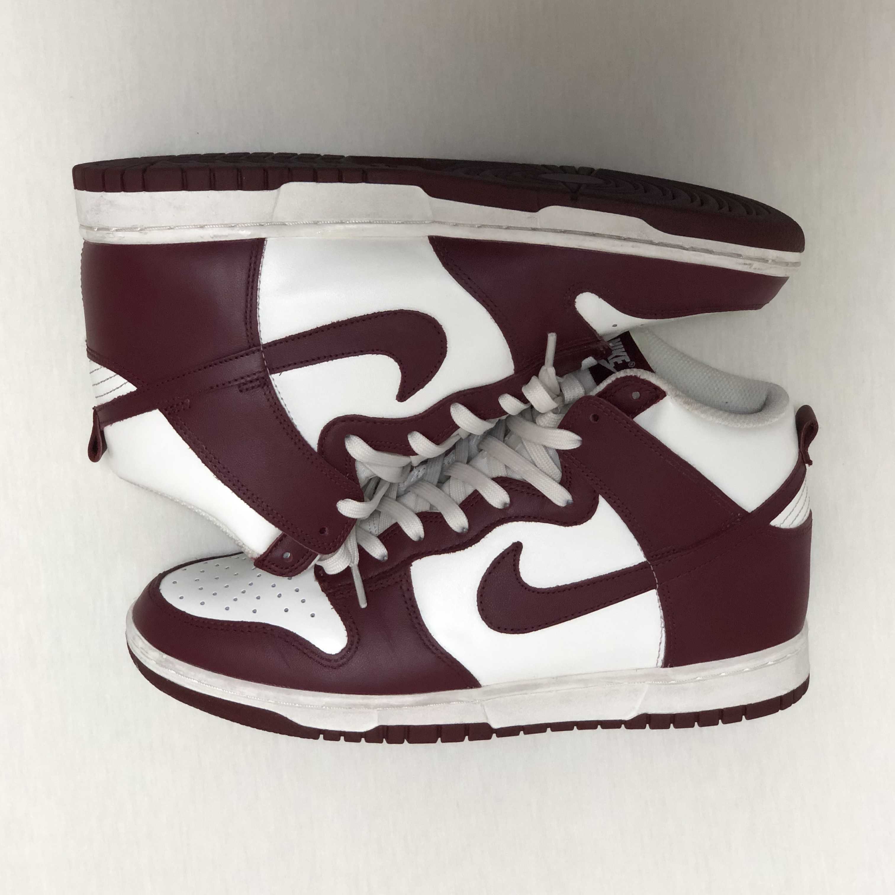 NIKE Women's DUNK HIGH "TEAM RED"