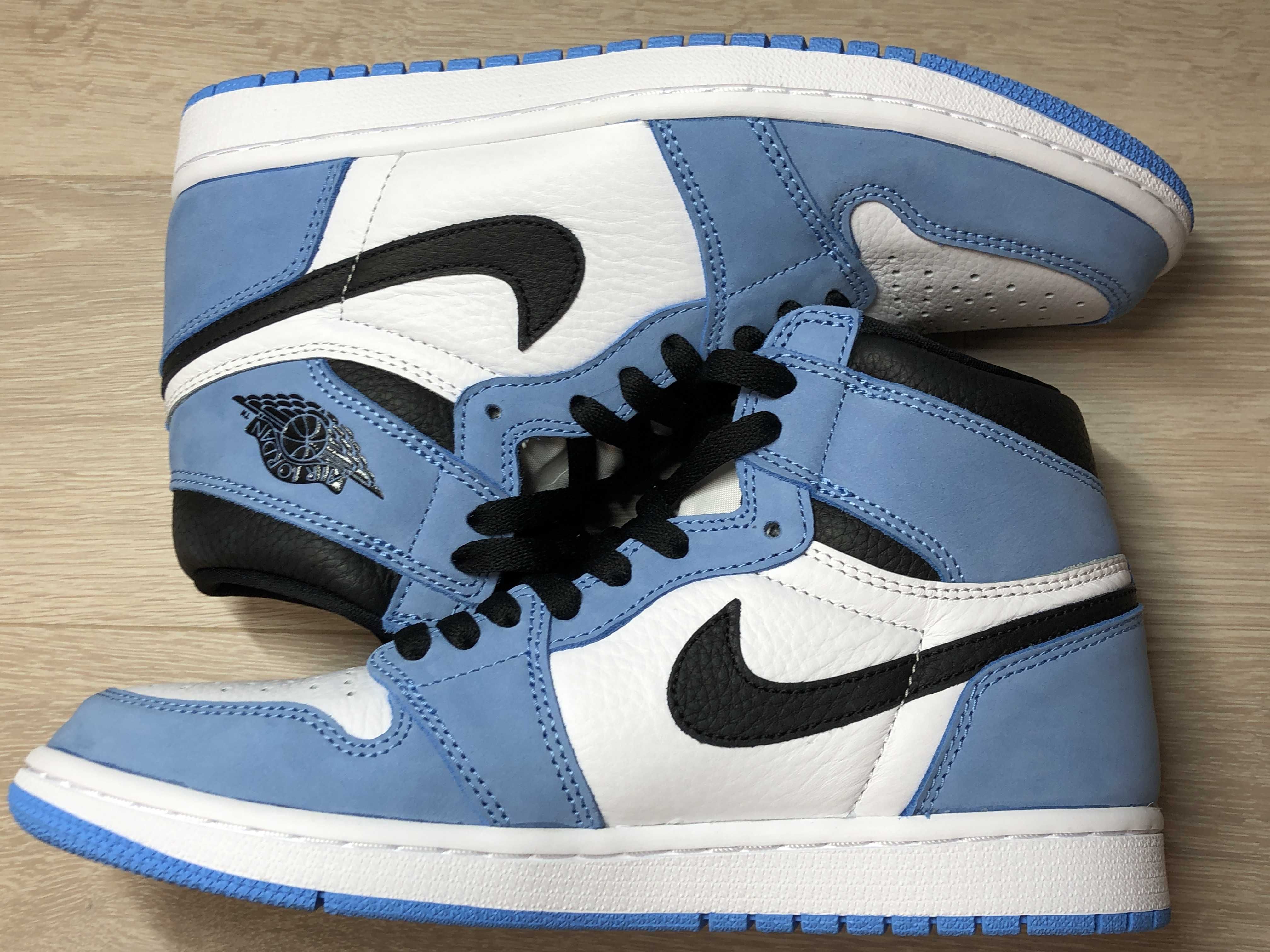 Nike Air Jordan 1 High OG "University Blue"