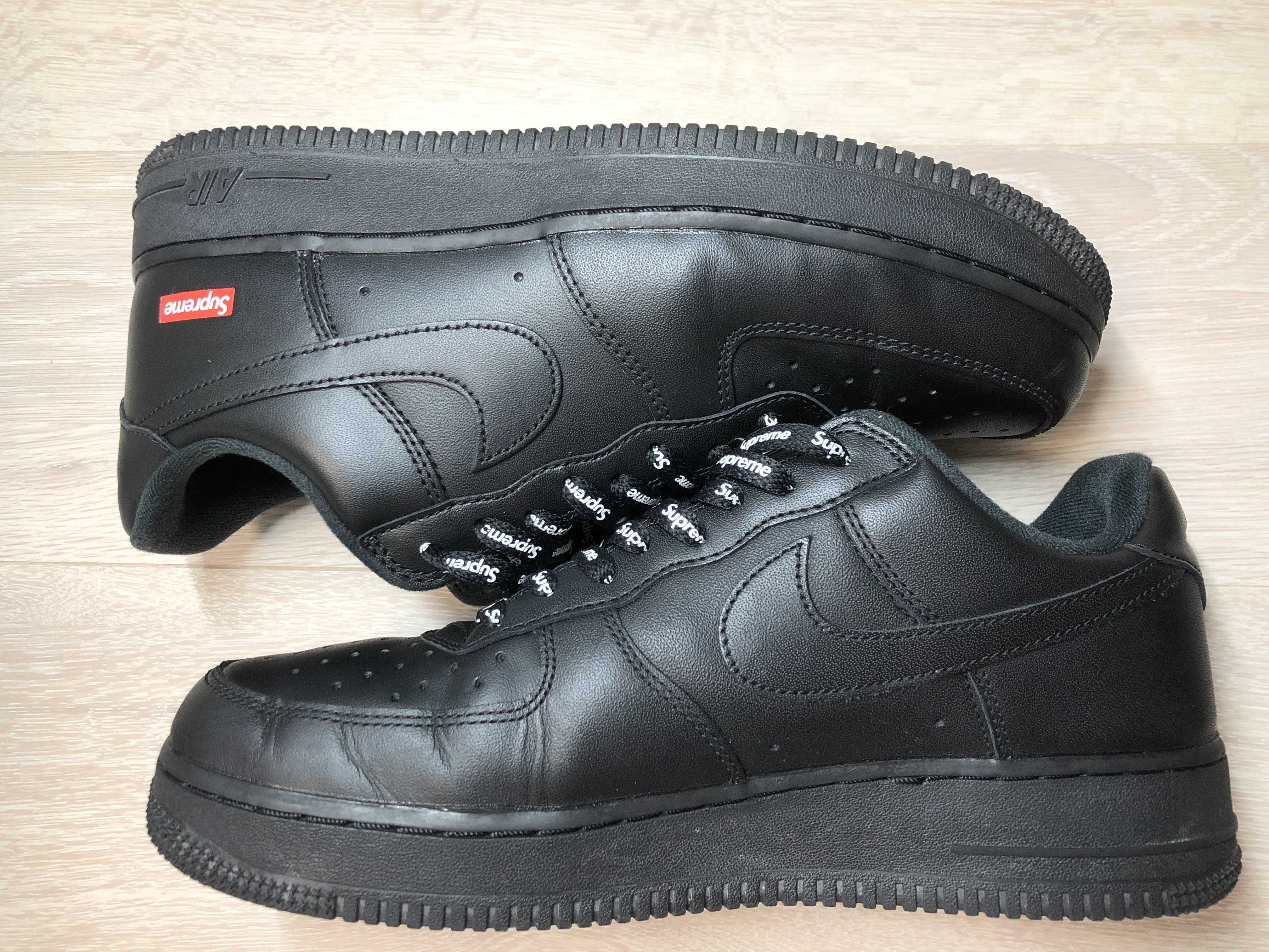Supreme × Nike Air Force 1 Low "Black"
