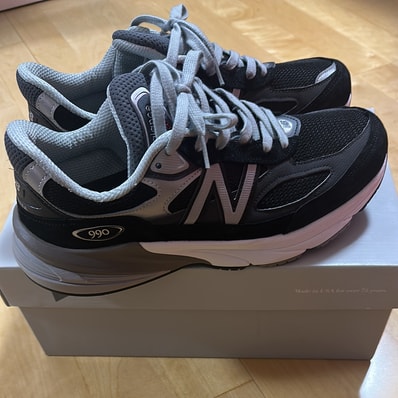 New Balance 990V6 "Black" (Heel NB Logo)