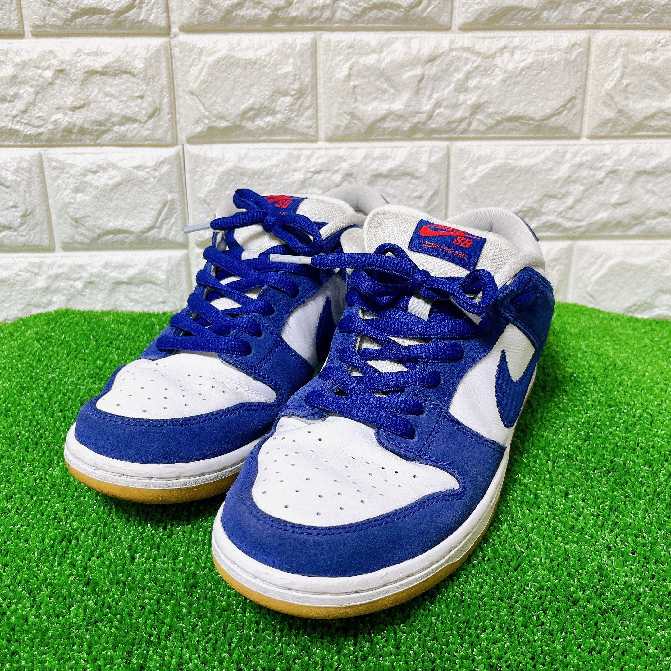 Nike SB Dunk Low "Los Angeles Dodgers/Deep Royal Blue"