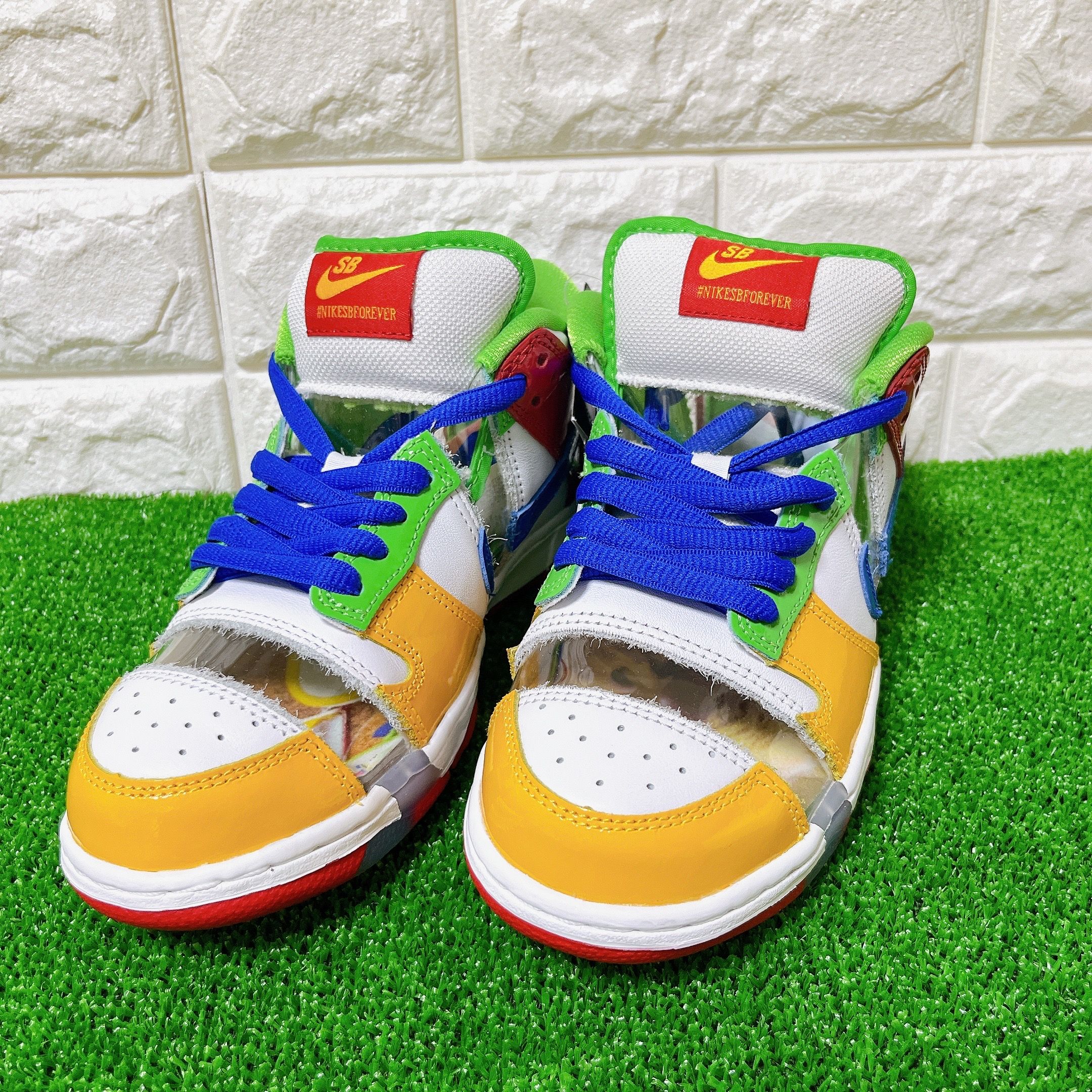 Nike SB Dunk Low "Sandy"