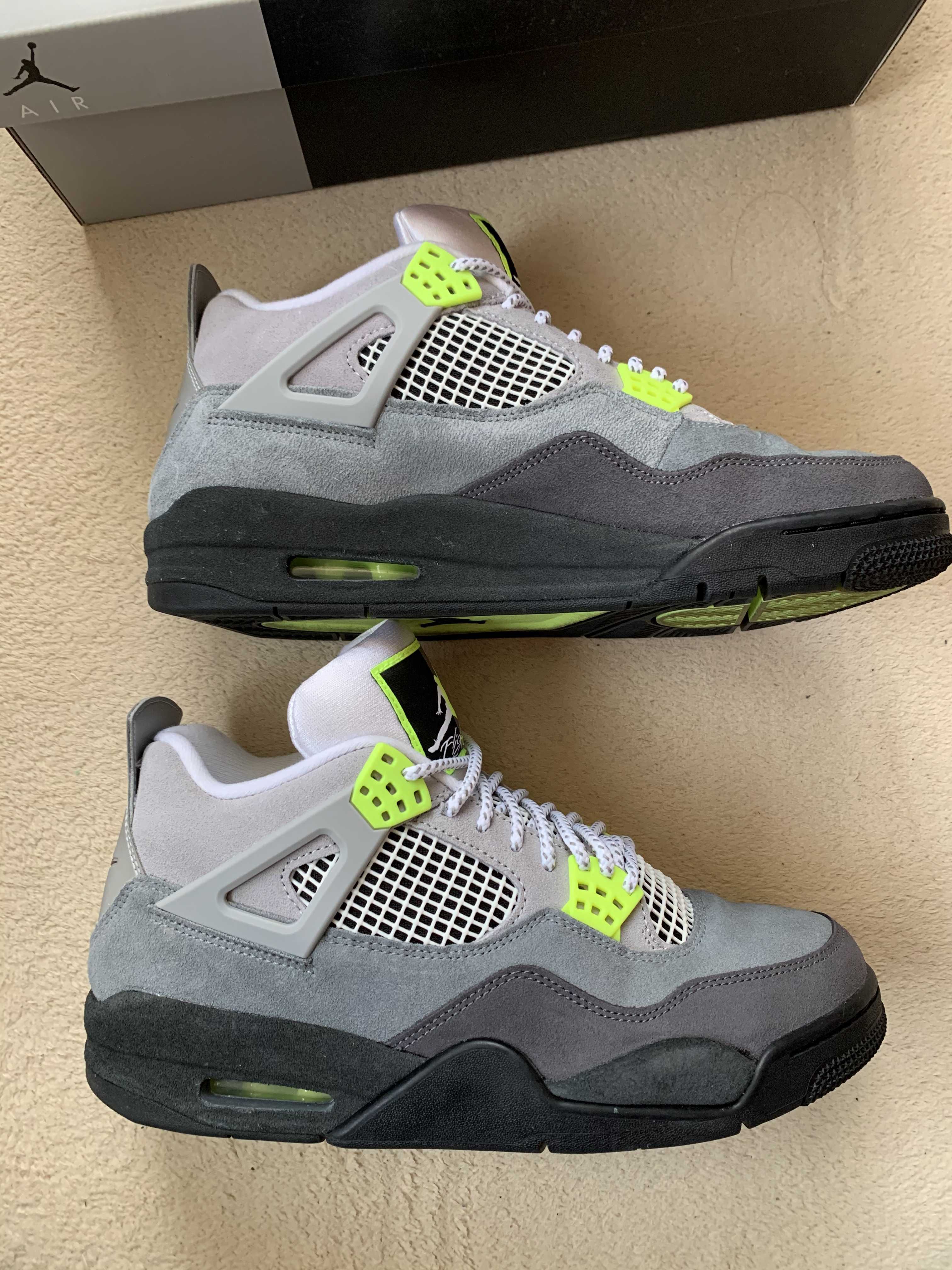 NIKE AIR JORDAN 4 RETRO LE "NEON"