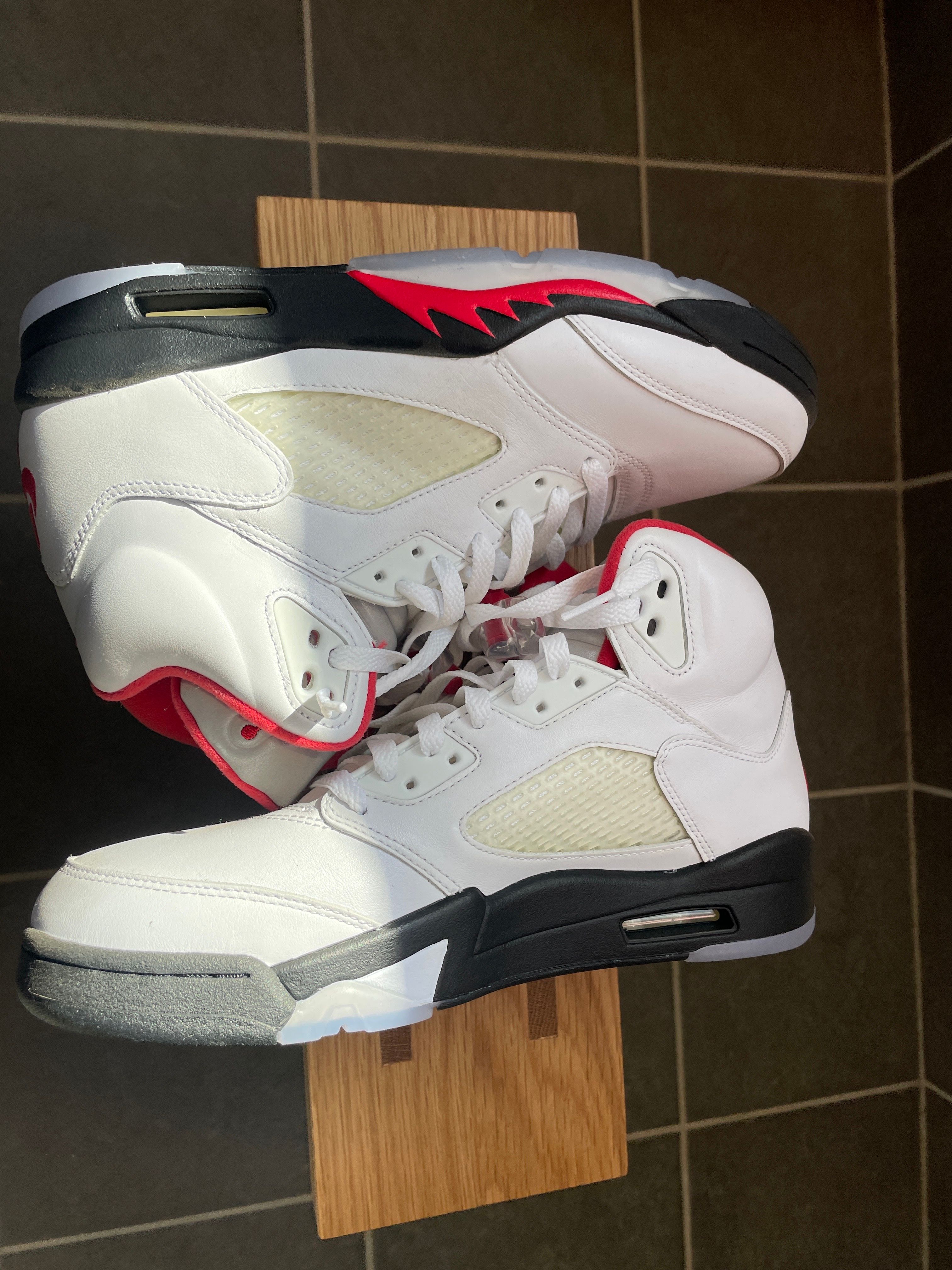 Nike Air Jordan 5 Retro "Fire Red" (2020)