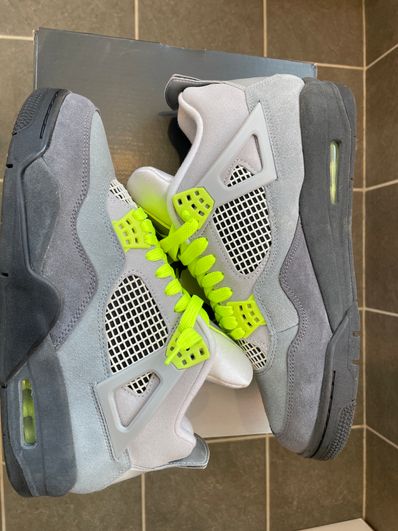 NIKE AIR JORDAN 4 RETRO LE "NEON"