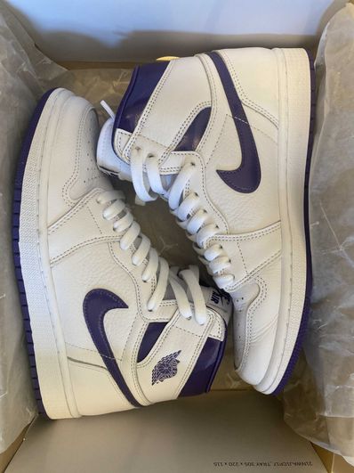 Nike Women's Air Jordan 1 High OG "Court Purple"