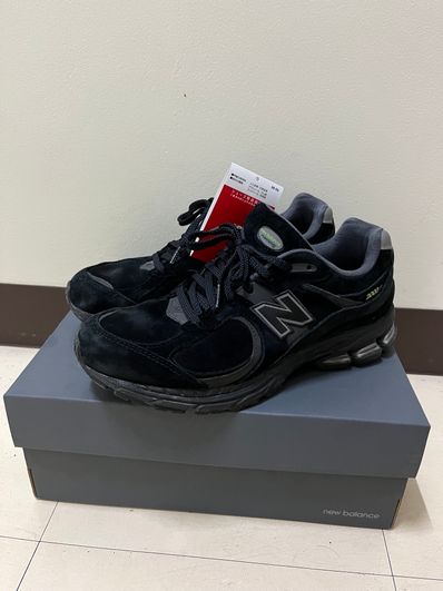 New Balance 2002R "Black"