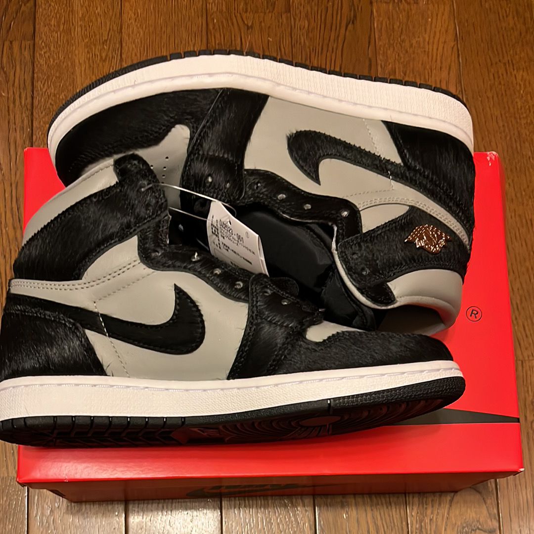 Nike Women's Air Jordan 1 Retro High OG "Medium Grey"