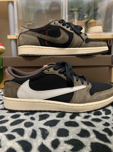 Travis Scott × Nike Air Jordan 1 Low OG SP-T "Black/Dark Mocha"