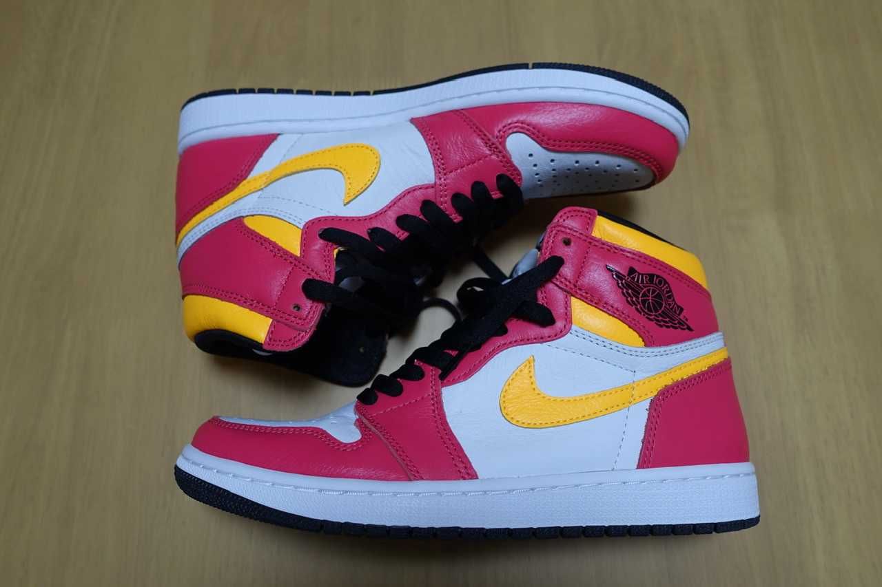 Nike Air Jordan 1 High OG "Light Fusion Red"