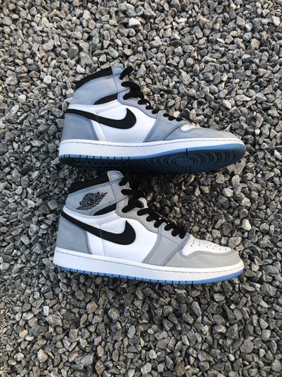 Nike Air Jordan 1 High OG "University Blue"