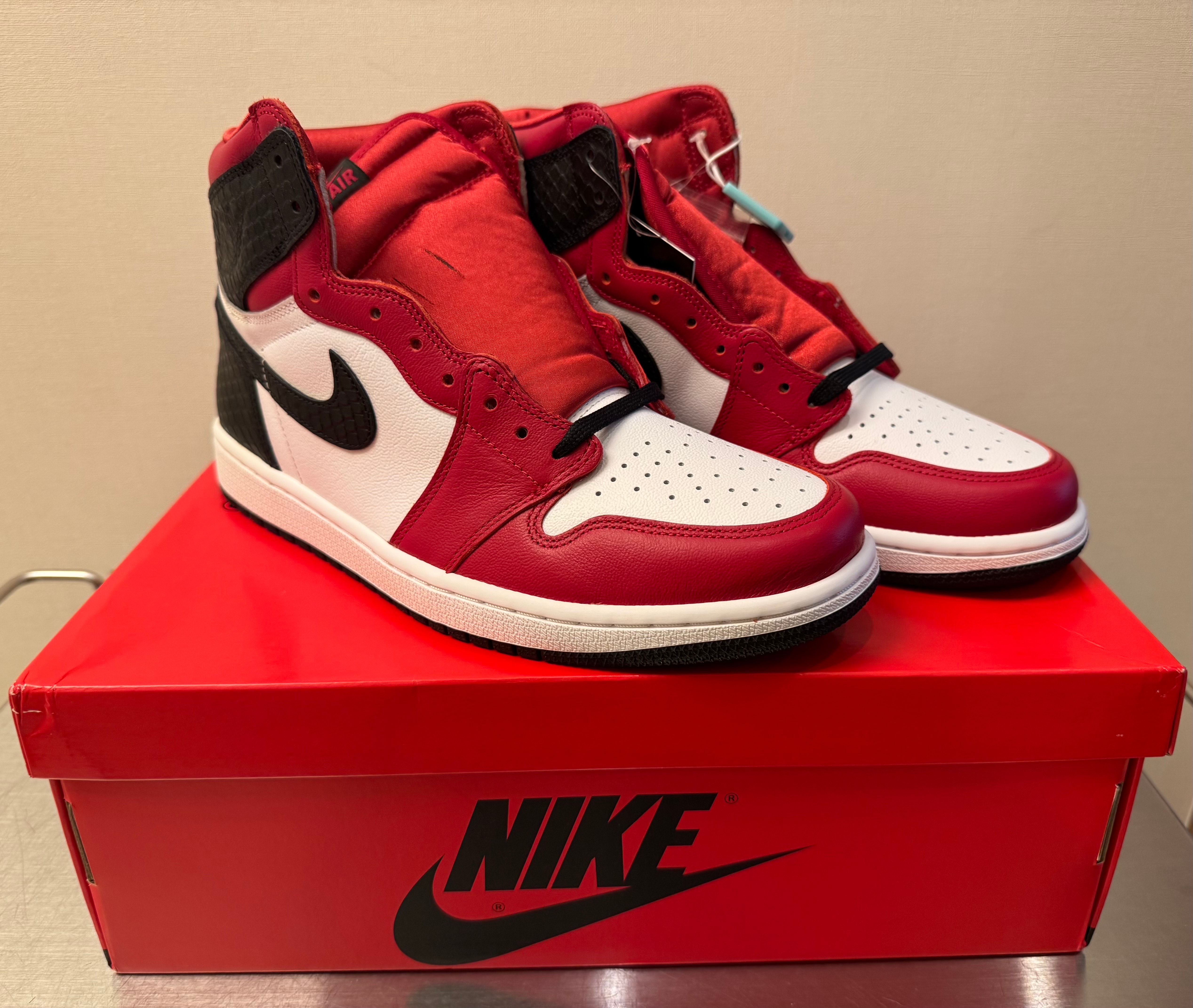 Nike Women's Air Jordan 1 High OG "Satin Red"