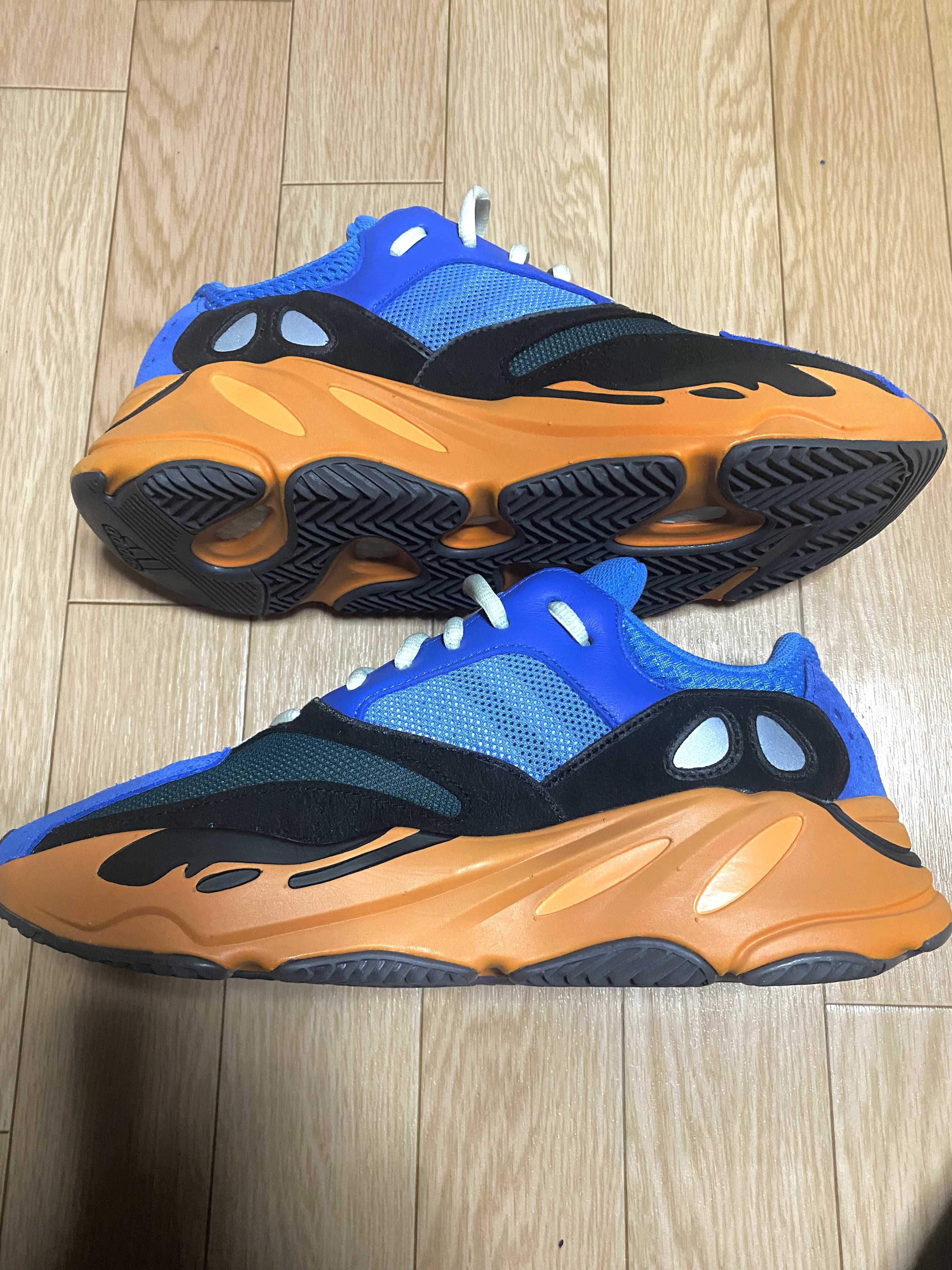 adidas YEEZY Boost 700 "Bright Blue"