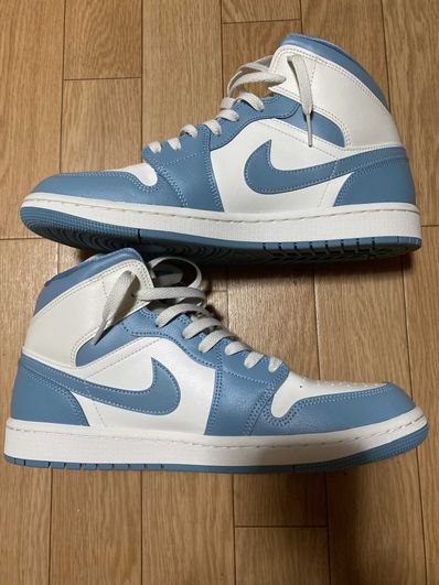 Nike Women's Air Jordan 1 Mid "University Blue"