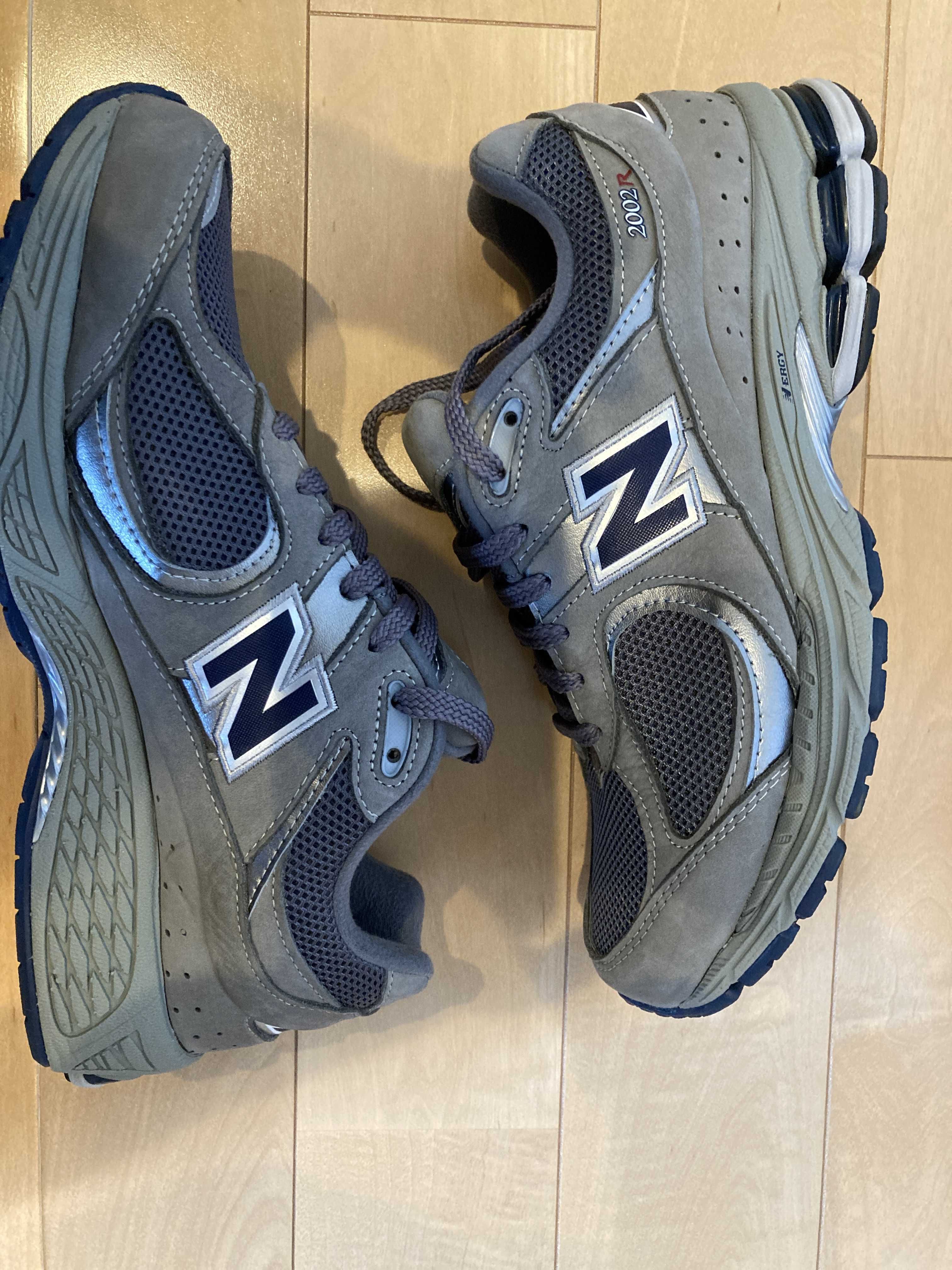 New Balance 2002R "Gray"