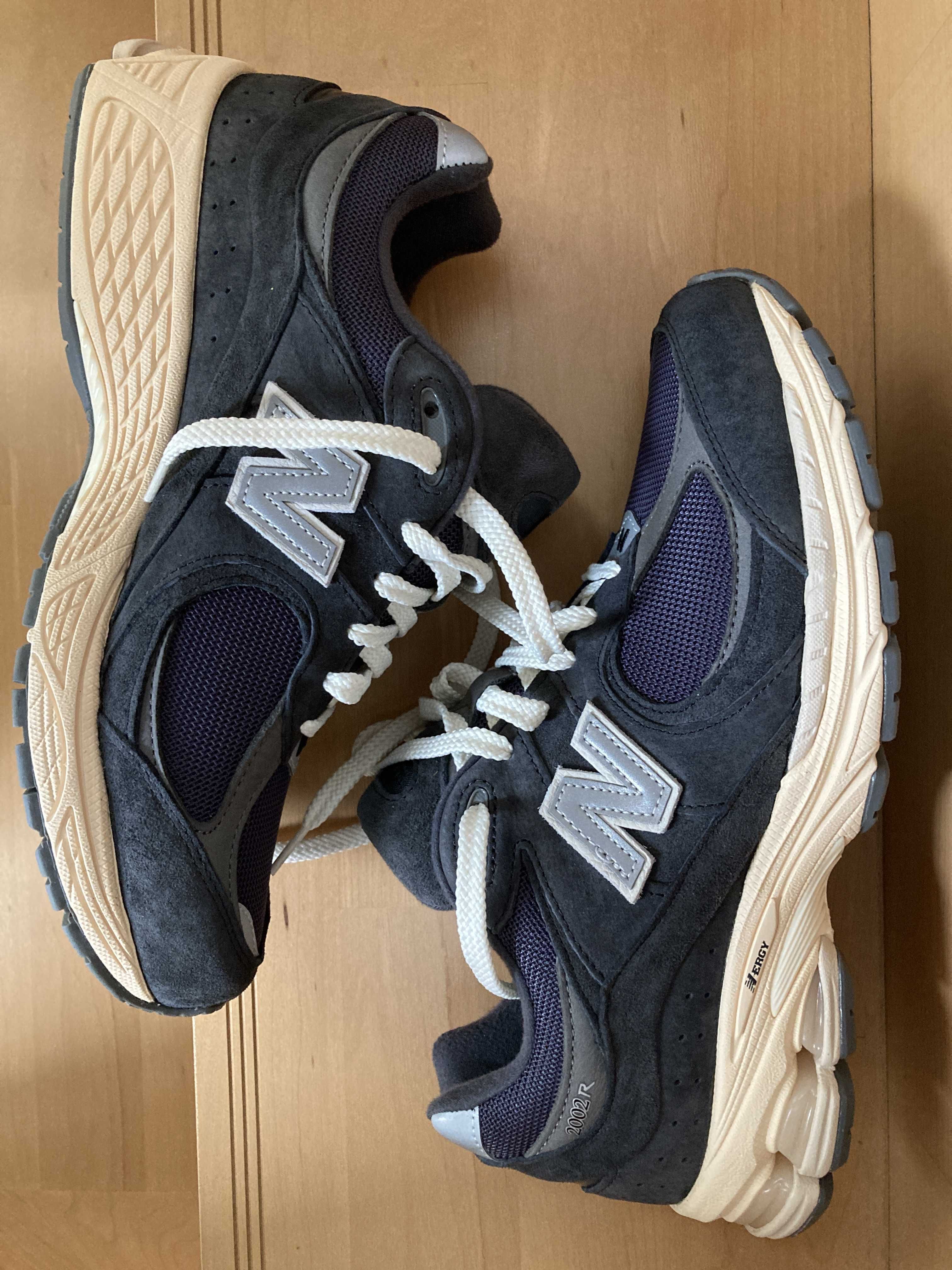 New Balance 2002R "Phantom"