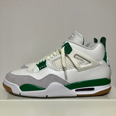 Nike SB × Air Jordan 4 Retro SP "Pine Green"