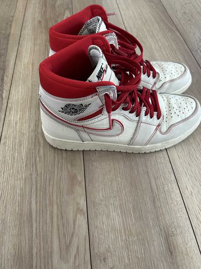 Nike Air Jordan 1 Retro High OG "Sail/University Red"