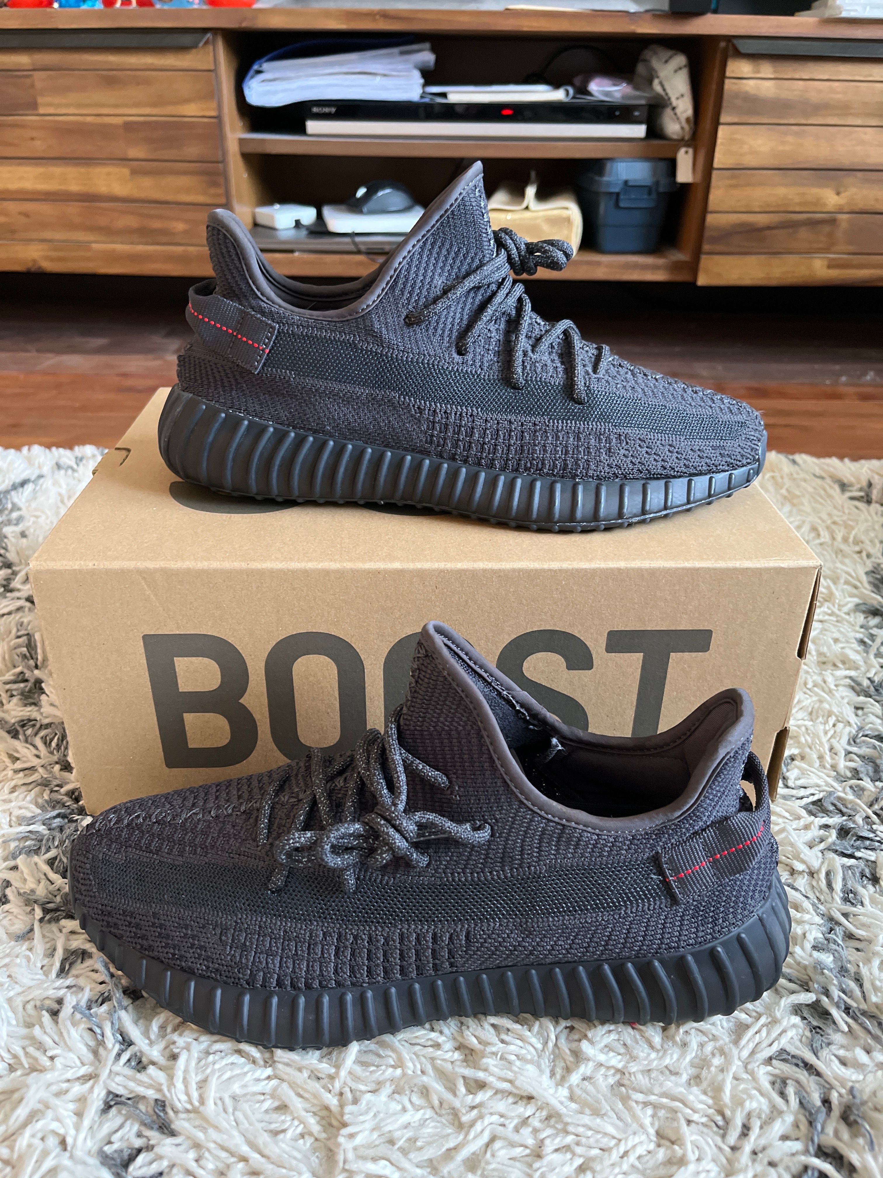adidas YEEZY Boost 350 V2 "Black"